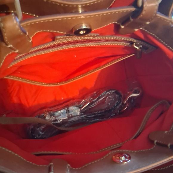 Dooney & Bourke Large Brenna Tan Leather Tote - Picture 6 of 7